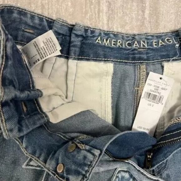 NWT $59 American Eagle Misses JR Size 2 High Rise Pleated Front Belt Mom Shorts - Picture 3 of 4